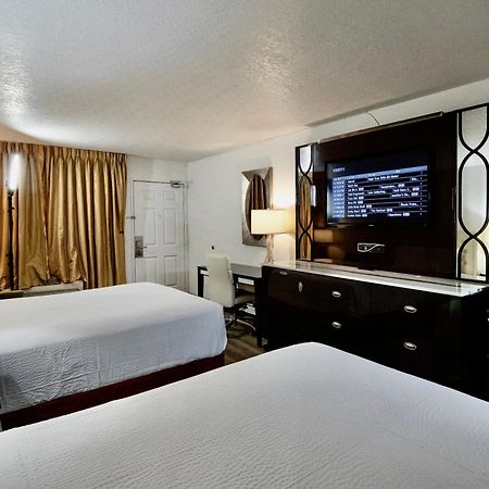 Ramada By Wyndham Yuma Motel Luaran gambar