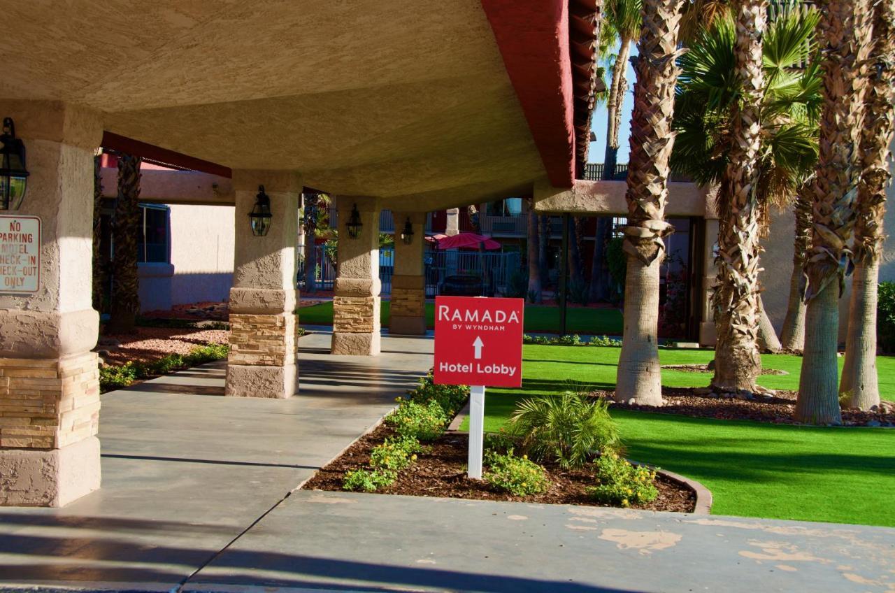 Ramada By Wyndham Yuma Motel Luaran gambar
